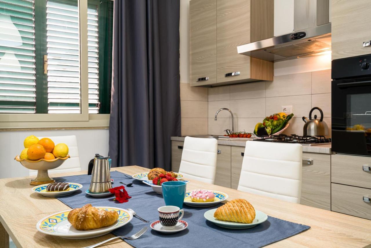 Loft Baia Di Letojanni Apartment Luaran gambar