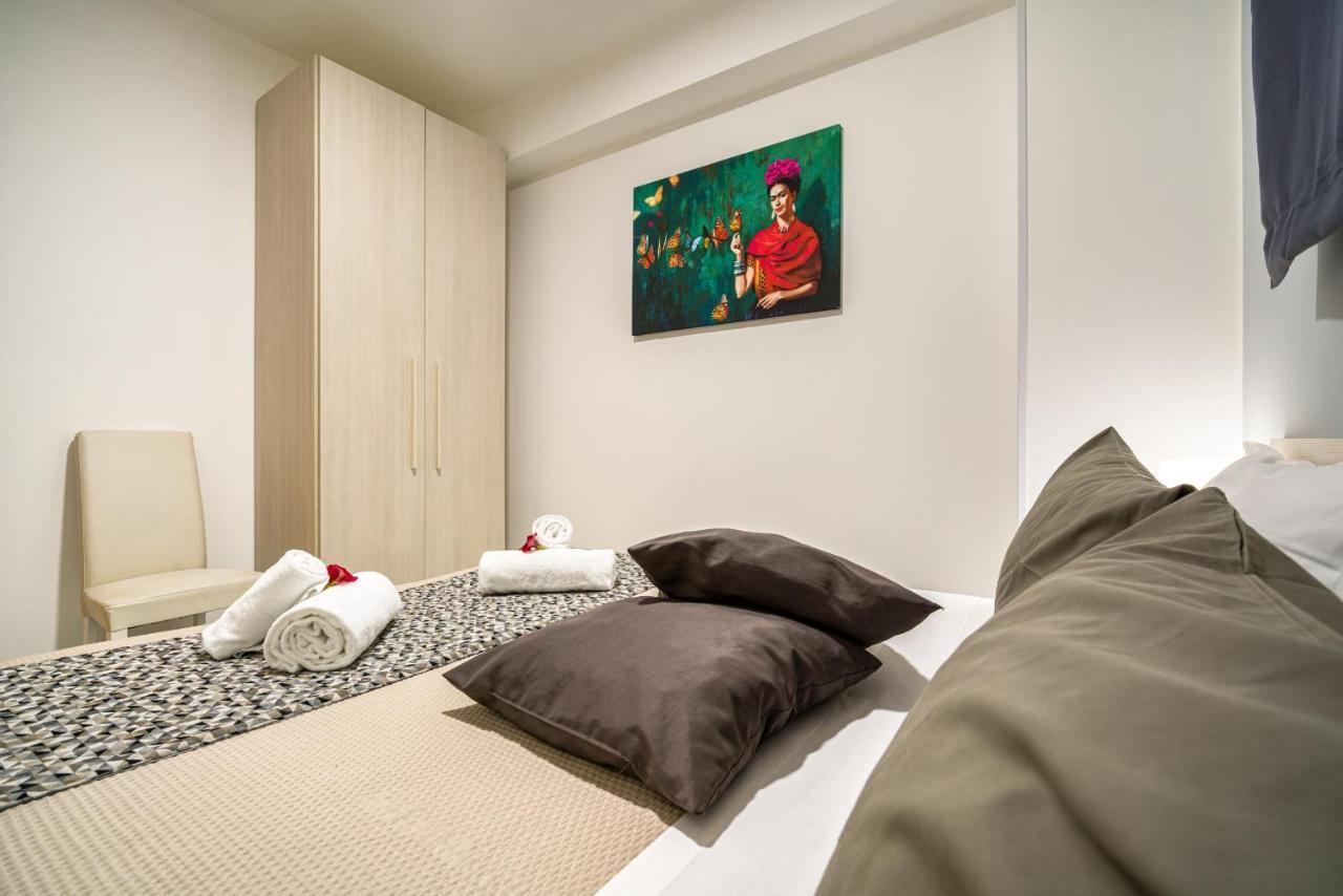 Loft Baia Di Letojanni Apartment Luaran gambar