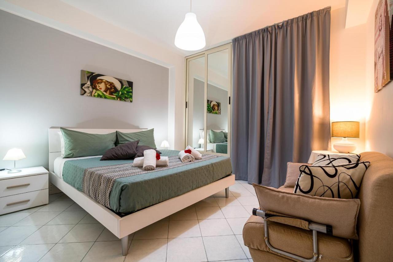 Loft Baia Di Letojanni Apartment Luaran gambar