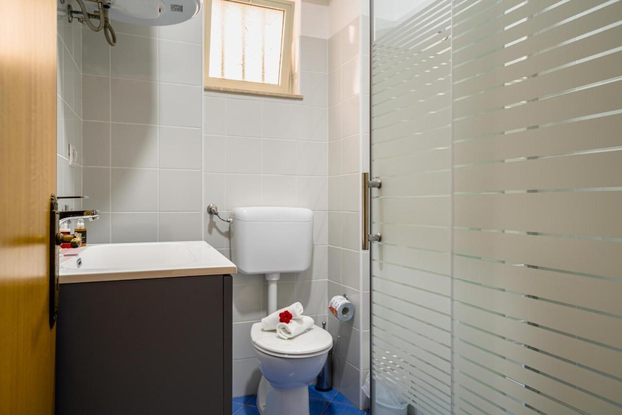 Loft Baia Di Letojanni Apartment Luaran gambar