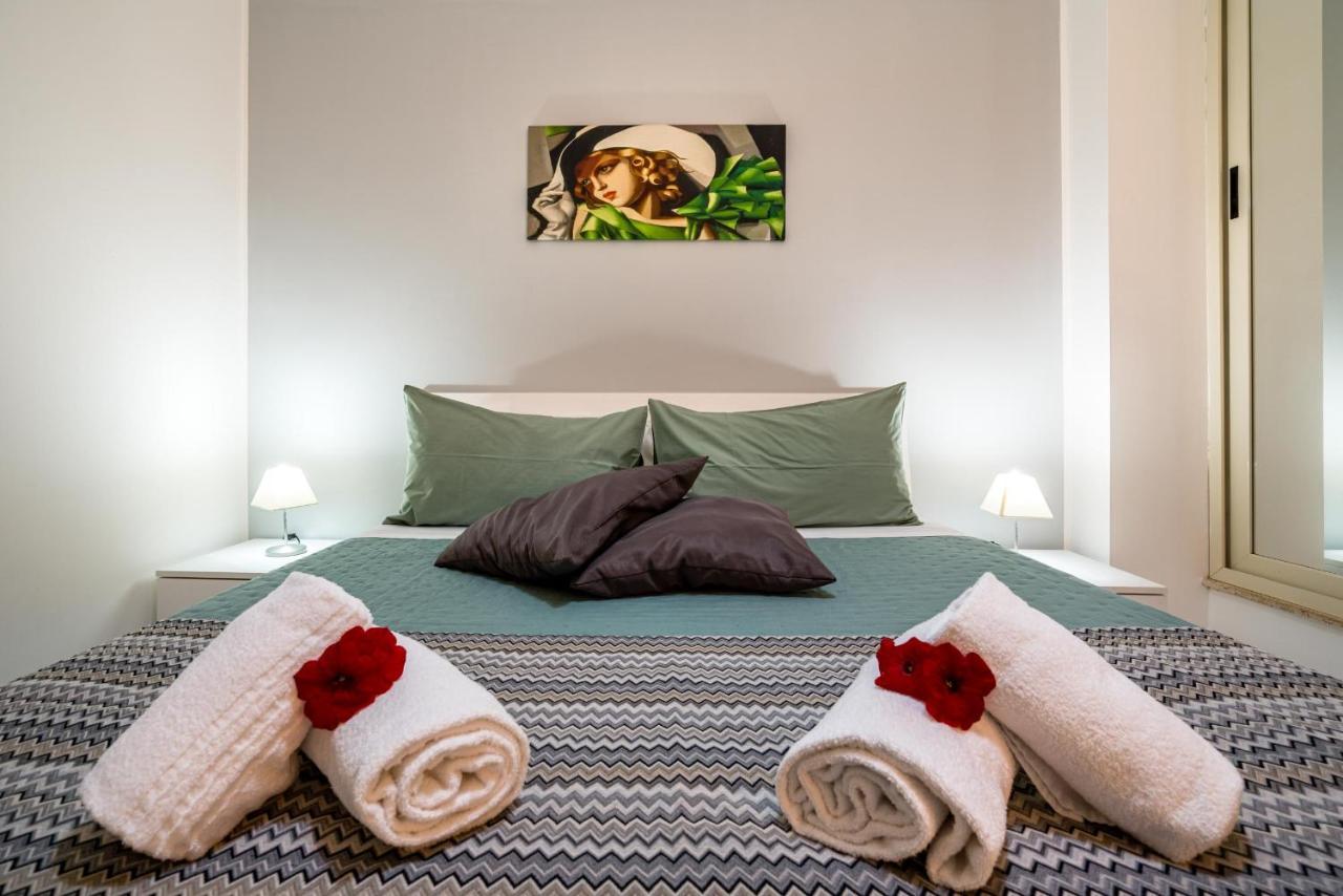Loft Baia Di Letojanni Apartment Luaran gambar